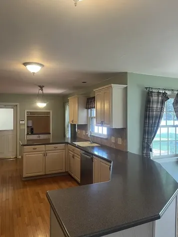 2221 Mayflower Drive Aurora IL 60506