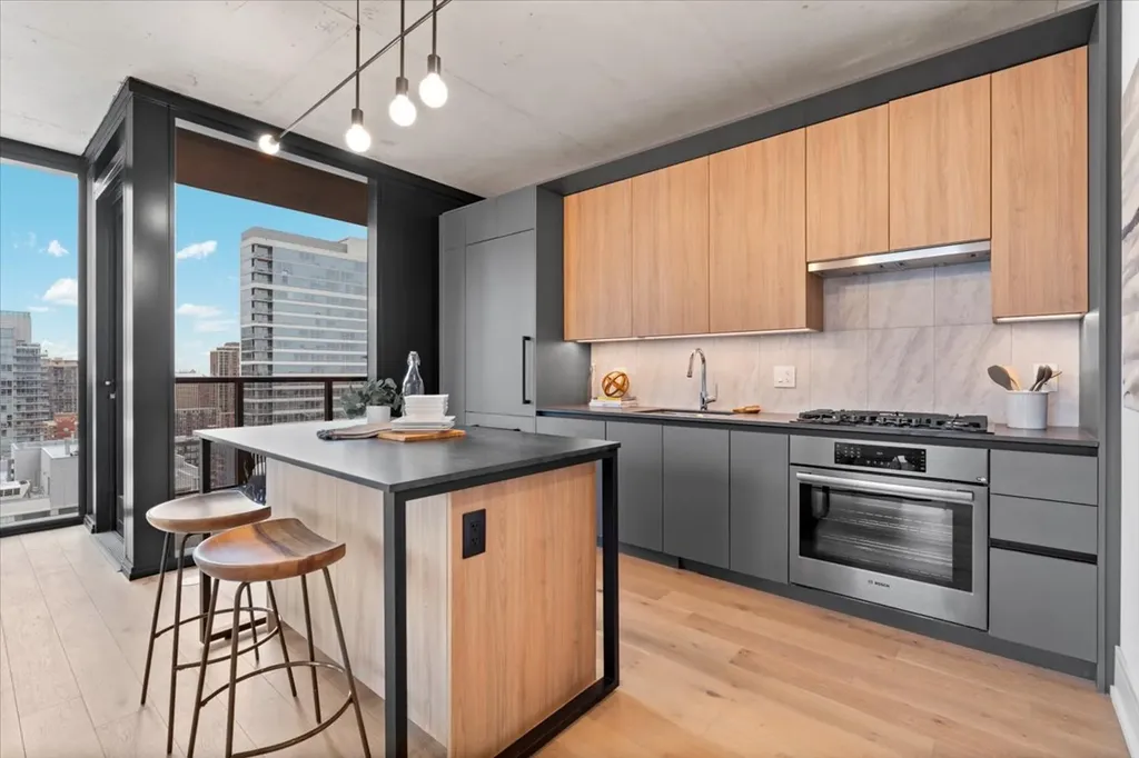 234 West Polk Street Chicago IL 60607