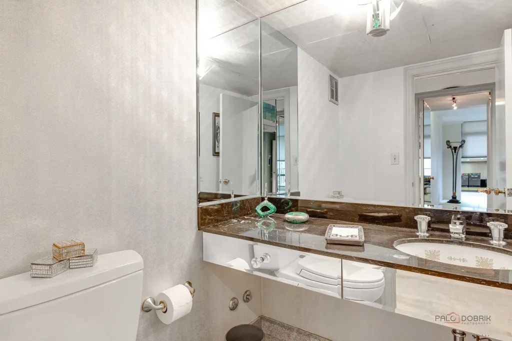 1040 North Lake Shore Drive Chicago IL 60611