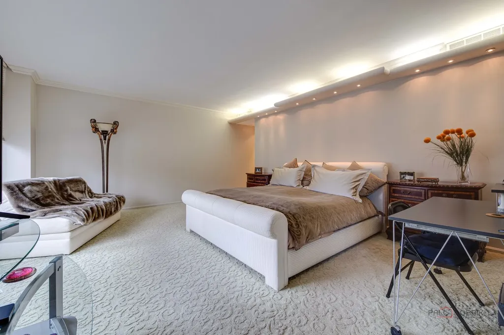 1040 North Lake Shore Drive Chicago IL 60611