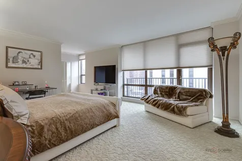 1040 North Lake Shore Drive Chicago IL 60611
