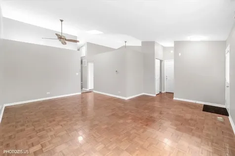 74 Bedford Road Mundelein IL 60060