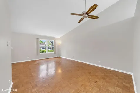 74 Bedford Road Mundelein IL 60060