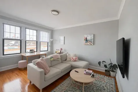 2344 West Addison Street Chicago IL 60618