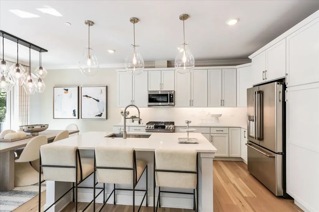 2072 Iron Ridge Lane Naperville IL 60563