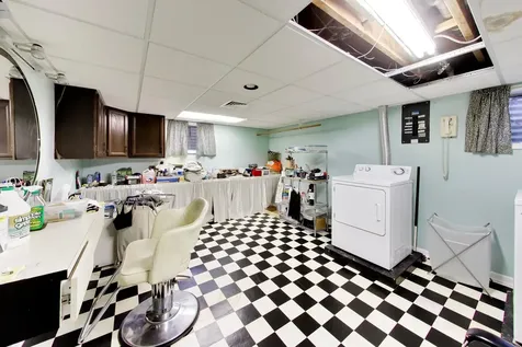 1081 Wilson Drive Des Plaines IL 60016