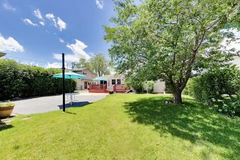 1081 Wilson Drive Des Plaines IL 60016
