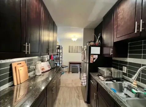 619 West Stratford Place Chicago IL 60657