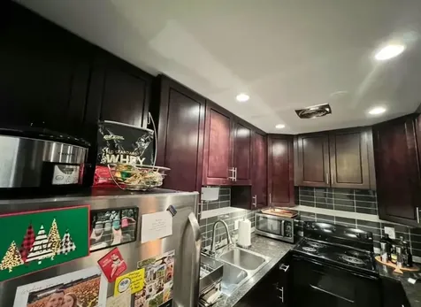 619 West Stratford Place Chicago IL 60657