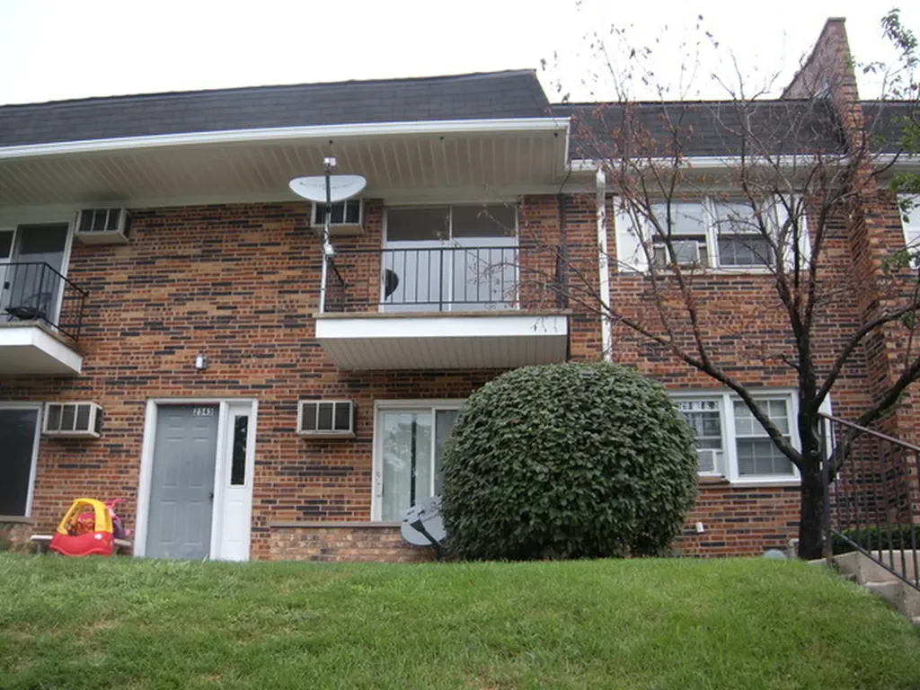 2343 Ogden Avenue Downers Grove IL 60515