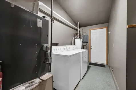 602 Colton Avenue Bloomington IL 61701