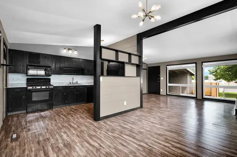 602 Colton Avenue Bloomington IL 61701