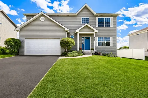 563 Camellia Avenue Aurora IL 60505