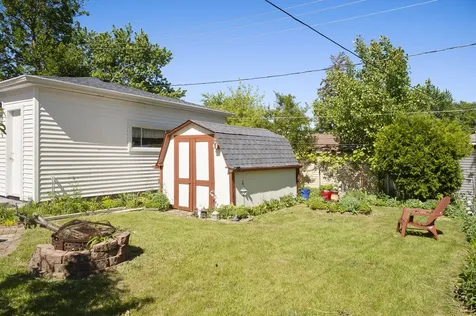 114 Mccabe Drive Streamwood IL 60107