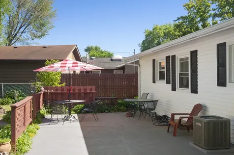 114 Mccabe Drive Streamwood IL 60107