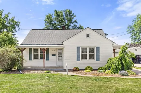 1515 East Elm Street Streator IL 61364