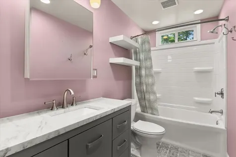 1515 East Elm Street Streator IL 61364