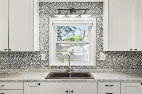 1515 East Elm Street Streator IL 61364