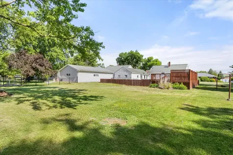 1515 East Elm Street Streator IL 61364