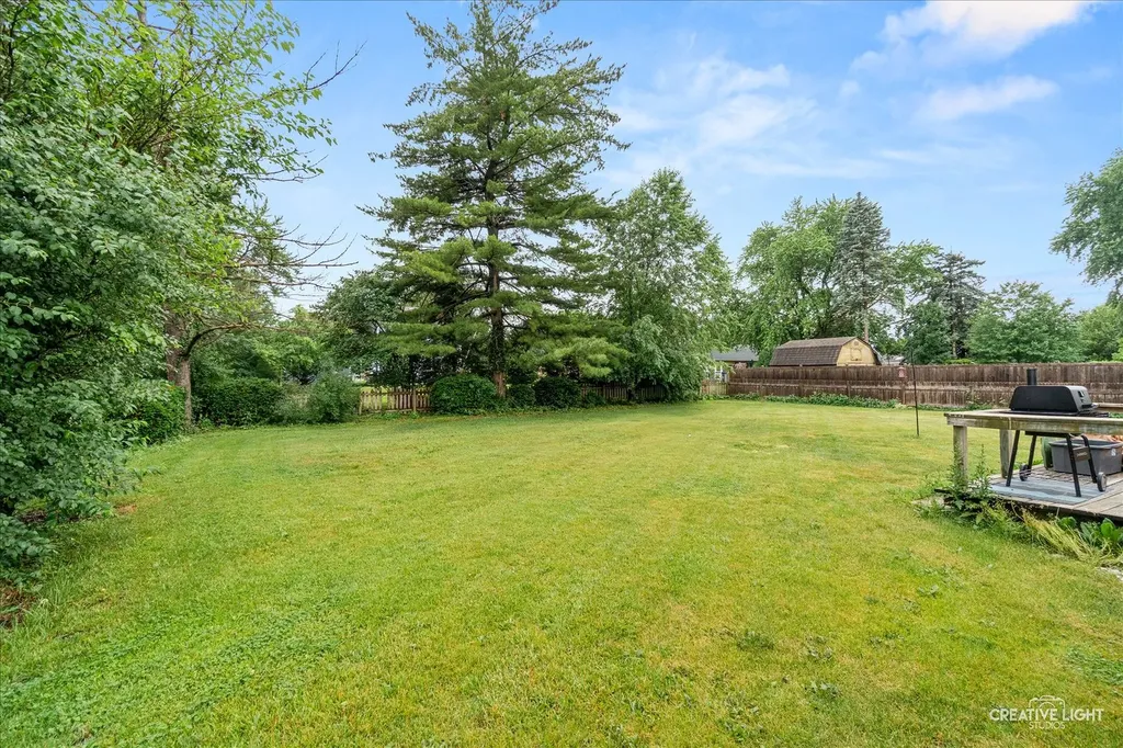 2270 Sans Souci Drive Aurora IL 60506