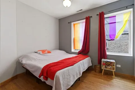 1634 West Columbia Avenue Chicago IL 60626