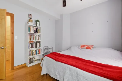 1634 West Columbia Avenue Chicago IL 60626