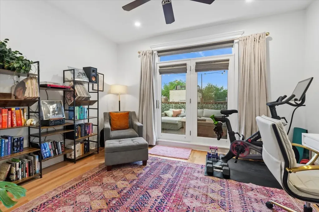 867 North Paulina Street Chicago IL 60622