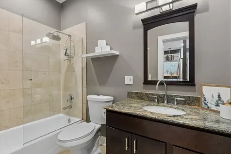 867 North Paulina Street Chicago IL 60622