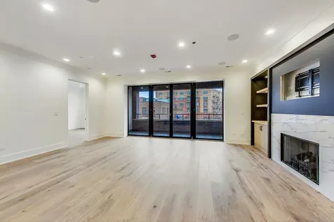 4920 North Lincoln Avenue Chicago IL 60625