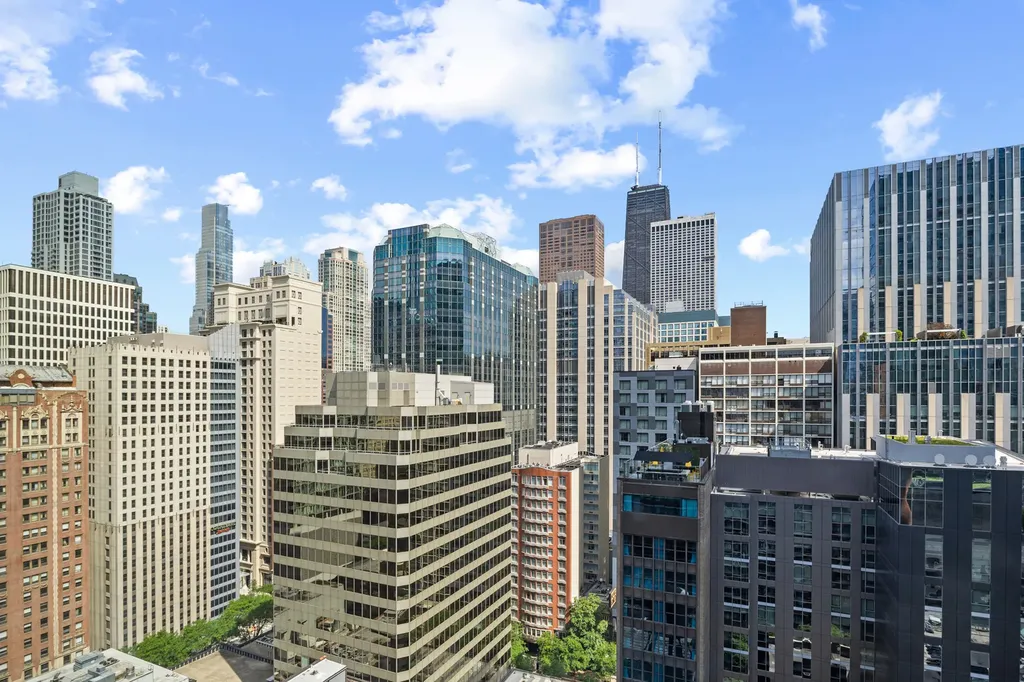 211 East Ohio Street Chicago IL 60611