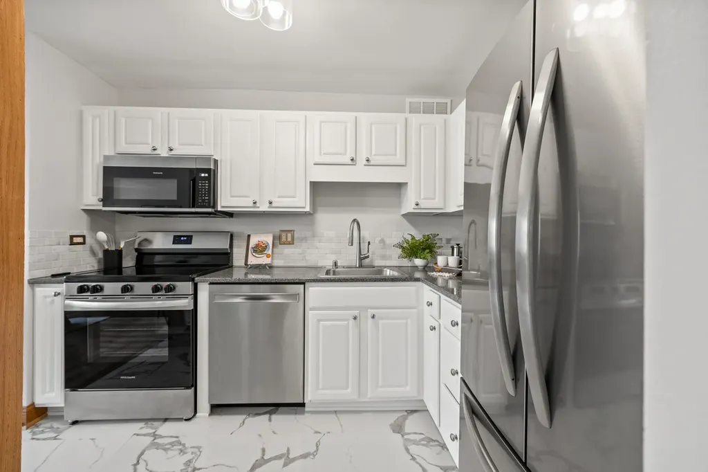 211 East Ohio Street Chicago IL 60611