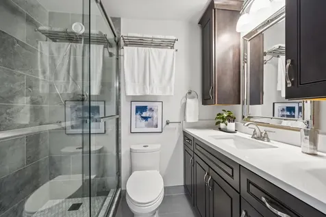211 East Ohio Street Chicago IL 60611