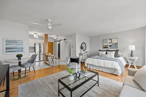211 East Ohio Street Chicago IL 60611