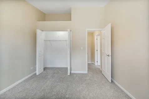 507 West Parkside Drive Palatine IL 60067