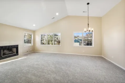 507 West Parkside Drive Palatine IL 60067