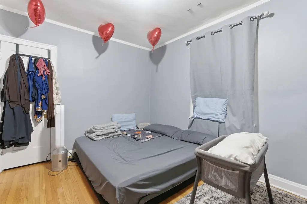 6066 North Albany Avenue Chicago IL 60659