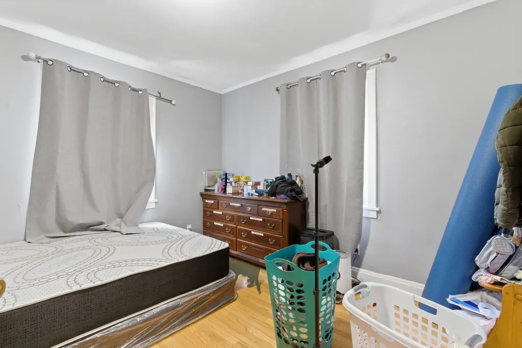 6066 North Albany Avenue Chicago IL 60659