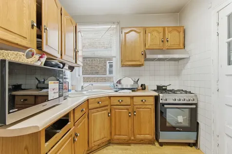 6066 North Albany Avenue Chicago IL 60659
