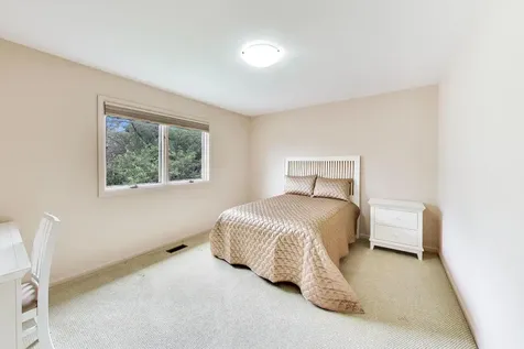 3627 Pebble Beach Road Northbrook IL 60062
