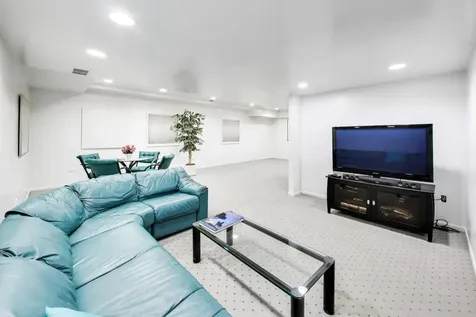 3627 Pebble Beach Road Northbrook IL 60062