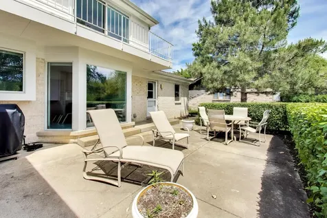 3627 Pebble Beach Road Northbrook IL 60062