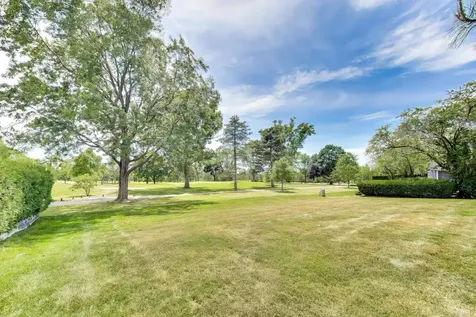 3627 Pebble Beach Road Northbrook IL 60062