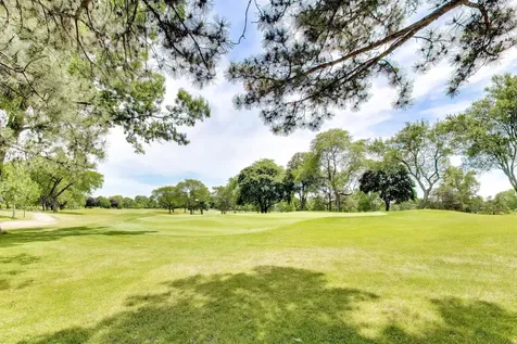 3627 Pebble Beach Road Northbrook IL 60062