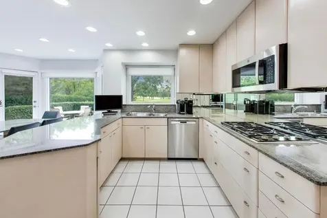3627 Pebble Beach Road Northbrook IL 60062