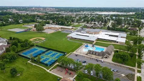 458 North 5th Avenue Des Plaines IL 60016