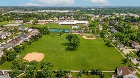 458 North 5th Avenue Des Plaines IL 60016