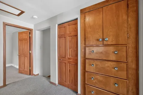 221 Ellen Street Sycamore IL 60178