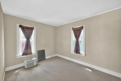 221 Ellen Street Sycamore IL 60178