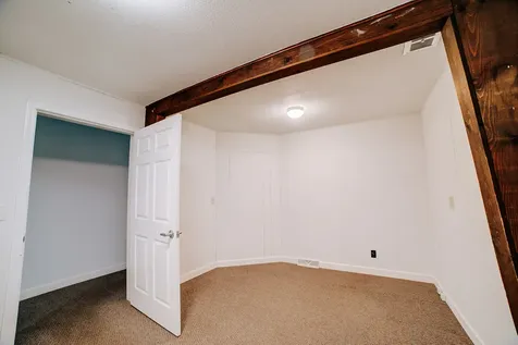 223 East Mulberry Street Watseka IL 60970