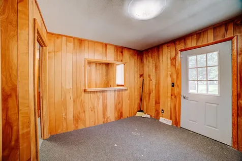 223 East Mulberry Street Watseka IL 60970